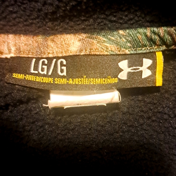 UNDER ARMOR STORM HOODIE. L - Picture 7 of 8